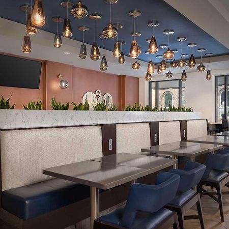 Embassy Suites By Hilton Knoxville Downtown Экстерьер фото