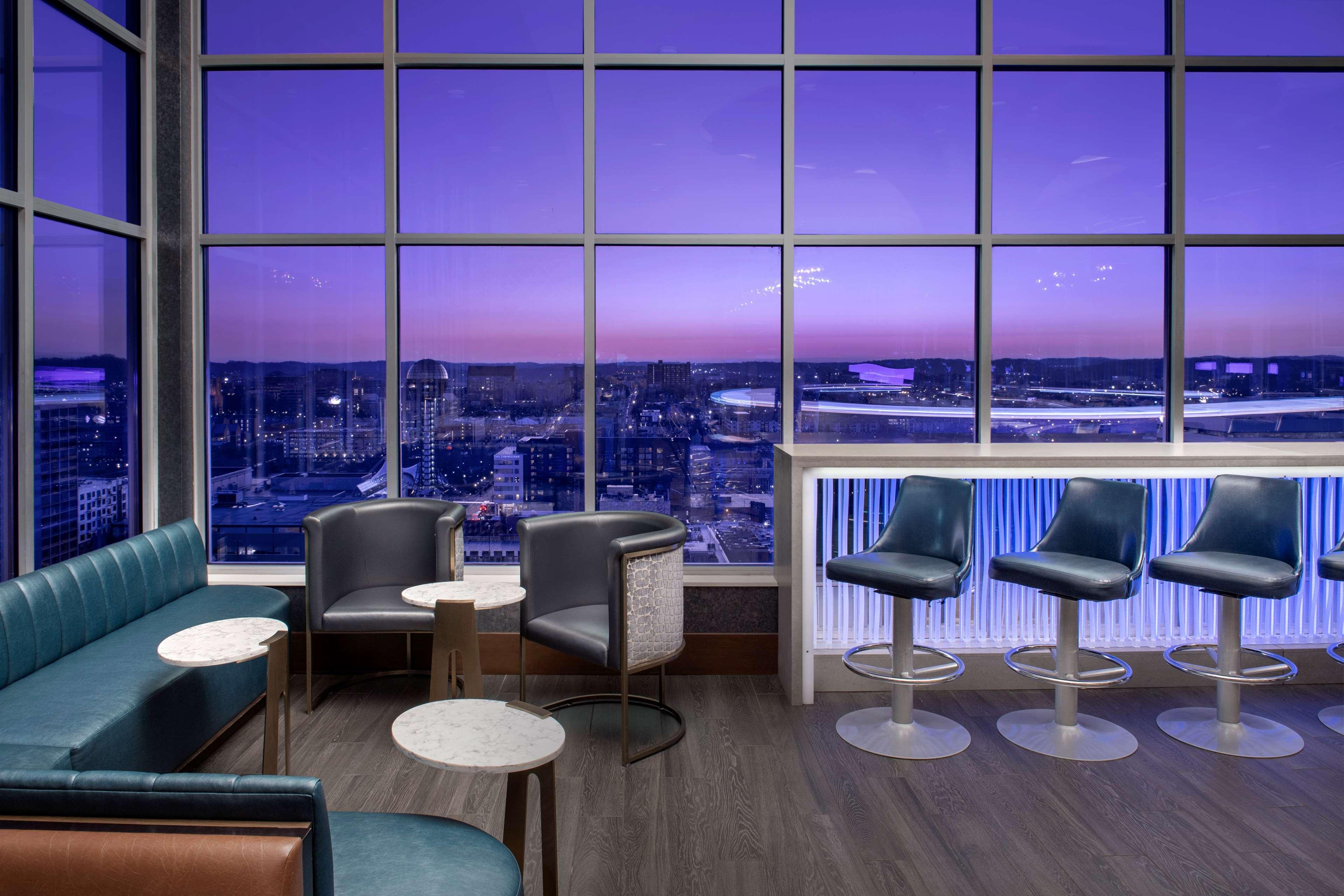 Embassy Suites By Hilton Knoxville Downtown Экстерьер фото