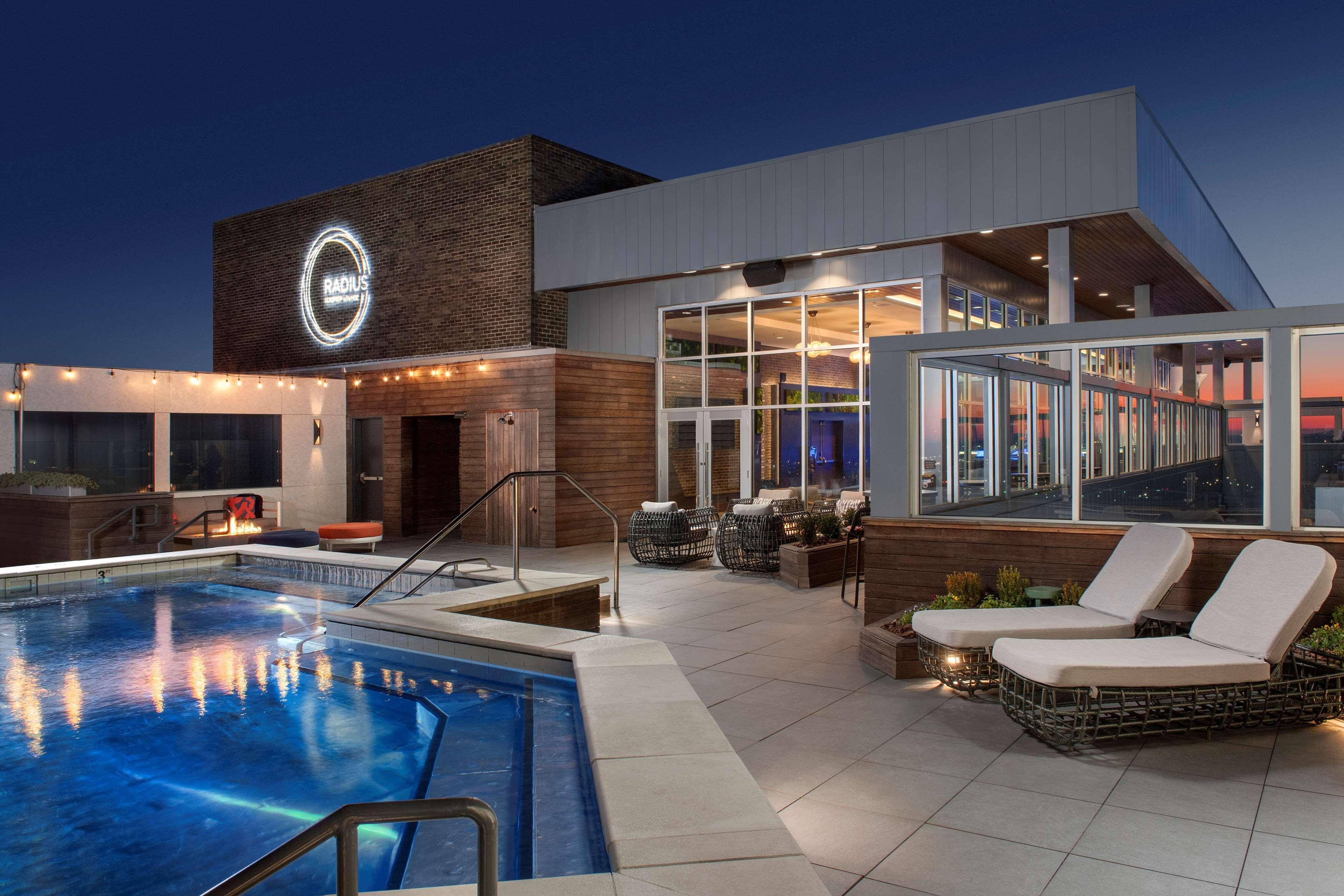 Embassy Suites By Hilton Knoxville Downtown Экстерьер фото