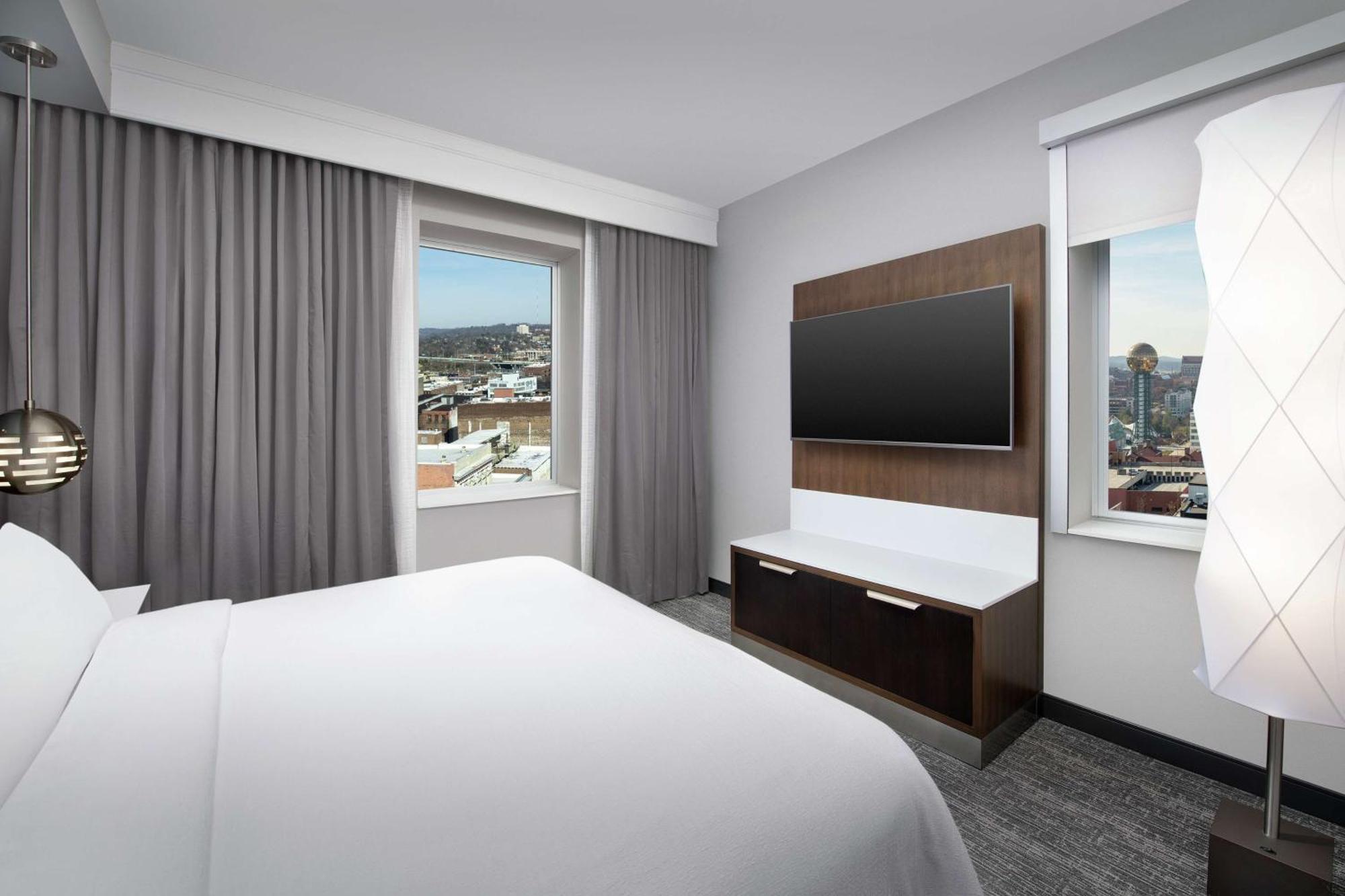 Embassy Suites By Hilton Knoxville Downtown Экстерьер фото