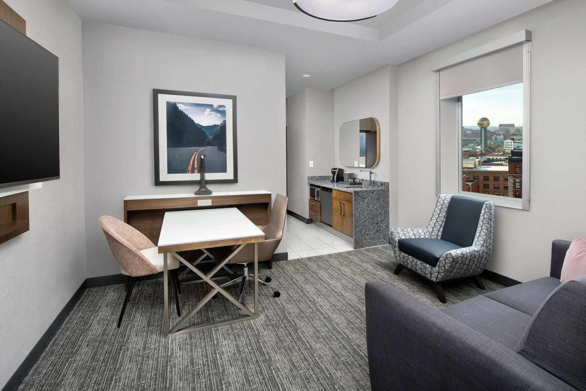 Embassy Suites By Hilton Knoxville Downtown Экстерьер фото